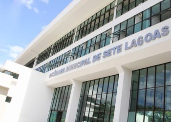 Concurso Público divulga edital! Imagem: camarasete.mg.gov.br