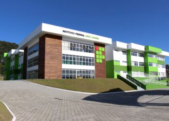 Instituto Federal de Santa Catarina.