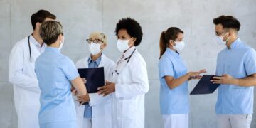 Confira as principais notícias de concursos públicos na área da saúde.