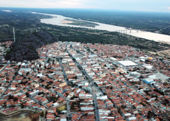 Prefeitura de Bom Jesus da Lapa anuncia concurso público com mais de 700 vagas